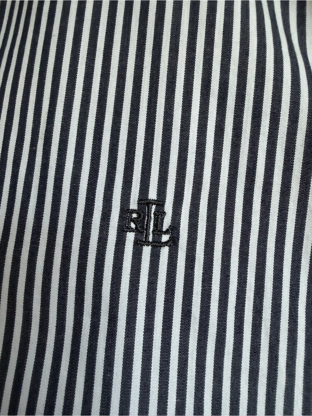 Lauren Ralph Lauren Women’s Non-Iron Striped Button Down Shirt - Size Medium - Picture 3 of 8